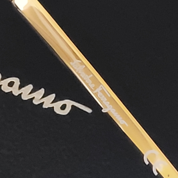 ❤ Salvatore Ferragamo Sunglasses - Picture 8 of 14